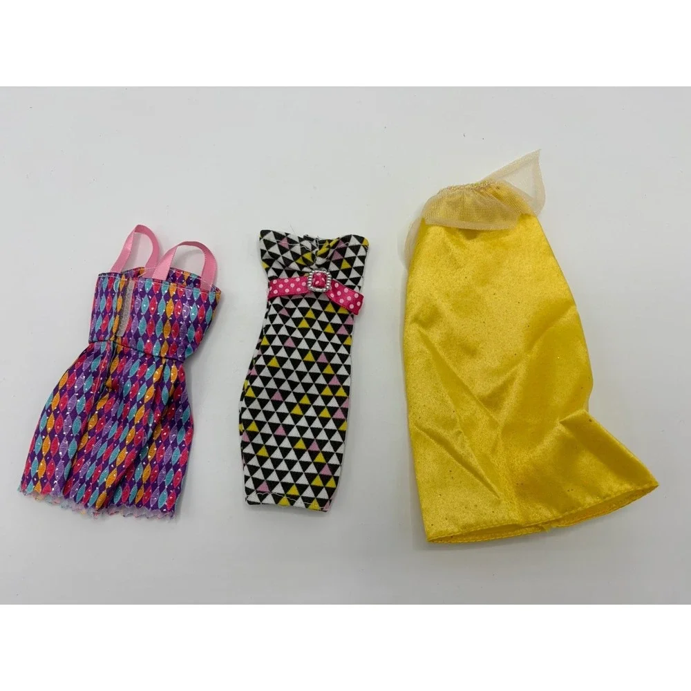 Barbie Doll Clothes Lot Of 3 Dresses‎ For 11-12